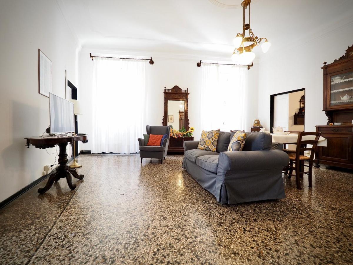 Appartement Dimora Sarzano Acquario - Genovabnb It Extérieur photo